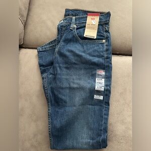Levi’s 502 Taper fit jeans